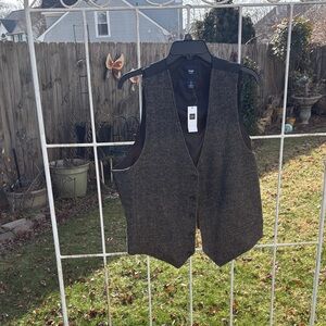 GAP Charcoal Tweed Vest